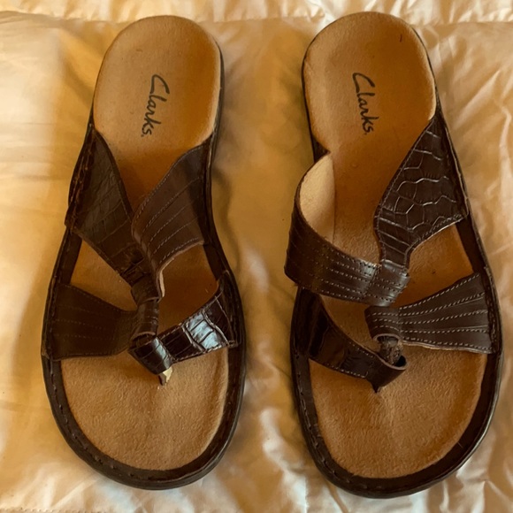 Clarks Sandals - Picture 1 of 2
